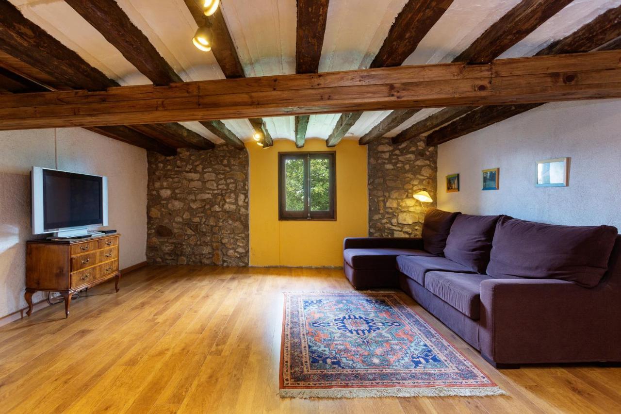 Hostatgeria Falgars La Pobla de Lillet Exteriér fotografie